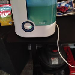 Vicks Warm Humidifier 