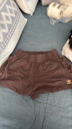 New adidas short size medium