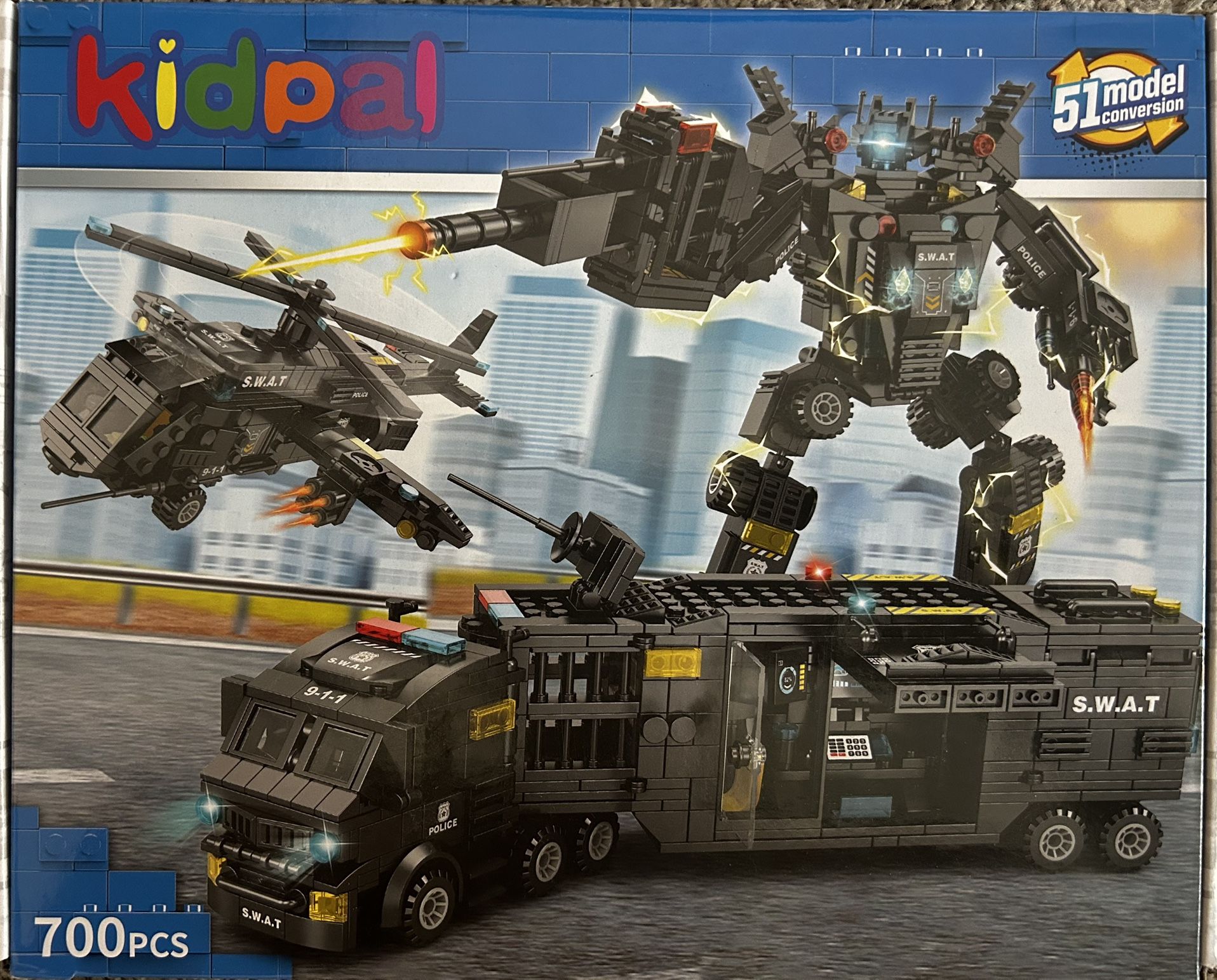 700 Pc Kids LEGO Style Building Set - Makes 51 Different Models