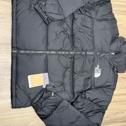 North face Puffer jacket Size Large