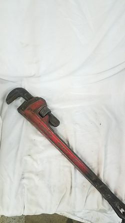 24" RIGID PIPE WRENCH