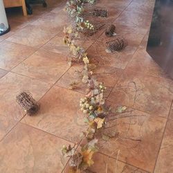 Grapevine Garland And Extras Enough To Decorate 25 Ft Without The Still Rolled Up Grapevine