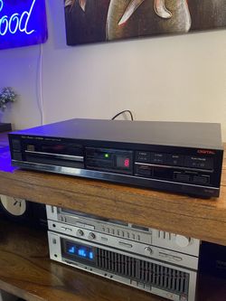 Vintage 1987 Fisher AD-883 Studio Standard CD Player – Mint Condition, Made in Japan, Plays Flawlessly! 🔥