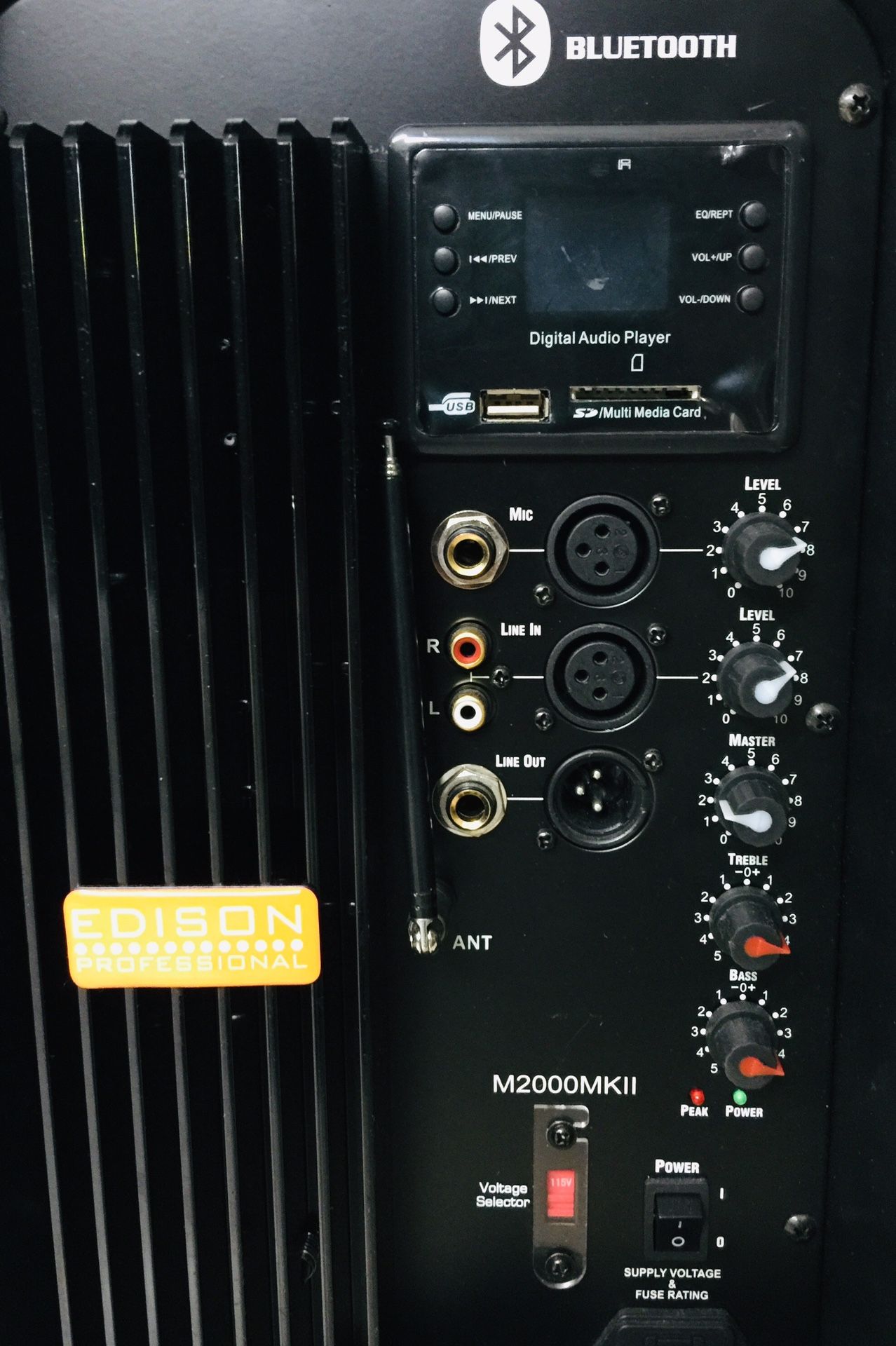 Edison Professional M2000MKII BriteLite 15" 2000 Watt Bluetooth PA