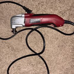Chicago Electric oscillating Multitool