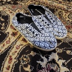 AirWalk Ladies  Flats Size 8