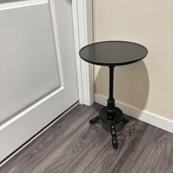 Plant Stand Or  Little  Bedside Table 23”toll 14” Diameter 