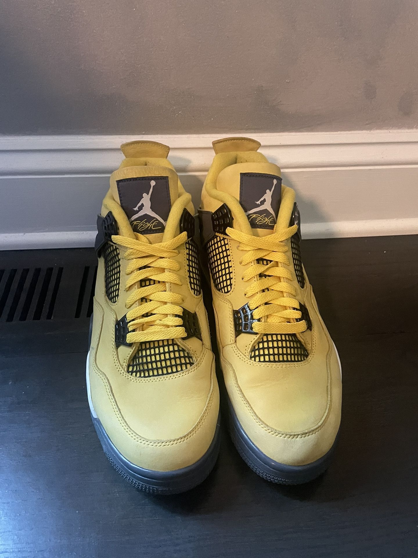 Size 12 - Jordan 4 Lightning