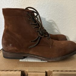 FRYE TYLER MENS BOOTS SIZE 10 Retail $258.