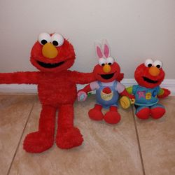 Elmo Singing , Hugging And Talking