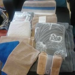 Beautiful Brand New Towel Set