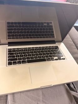 Apple MacBook Pro 15” – Older Intel Mac – Untested / As-Is