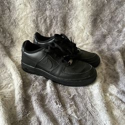 Nike Air Force 1 Black Size 5.5y