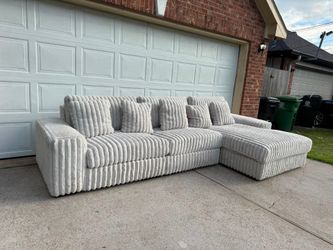 Sectional couch
