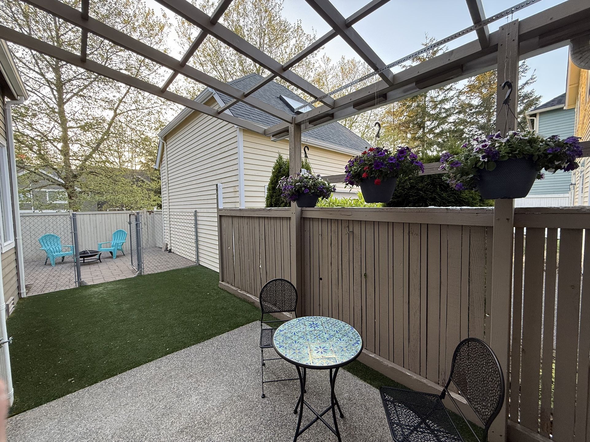 Porch Table And Chair