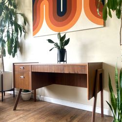 Stunning Mid-Century Modern Danish Teak Desk