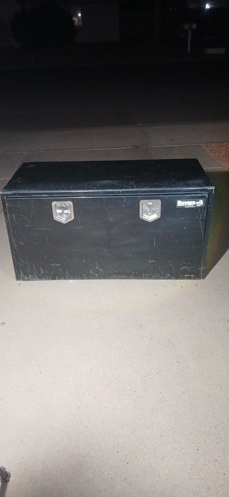 Steel Truck Toolbox/ Storage Chest