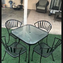 5 PCs Metal  Patio Set  
