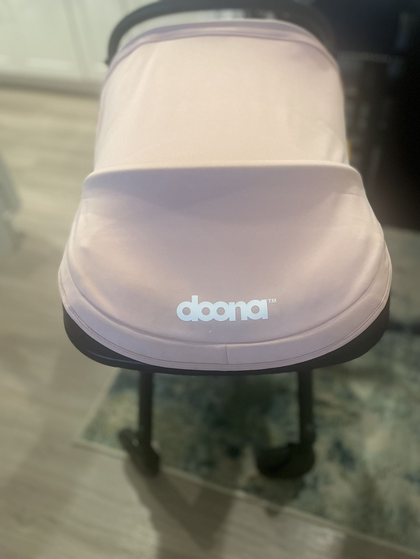 Doona Car seat/stroller Combo With base