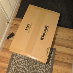 Klipsch R-50M Speakers