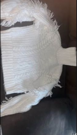 Scoop White Cable Knit Fringe Turtleneck Sweater - Size Small