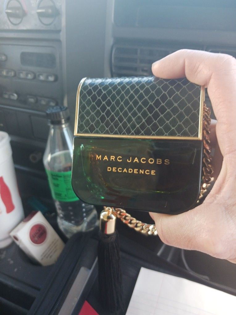 Marc Jacob's  Decadence  For Women 