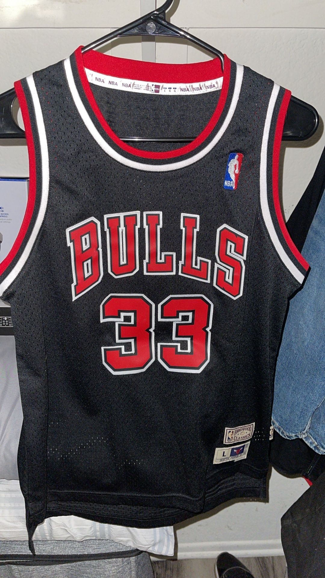 Chicago Bulls Scottie Pippen Jersey Large