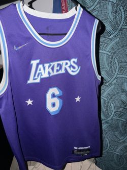 Los Angeles Lakers 2021/22 LeBron James Jersey