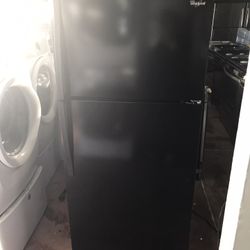Whirlpool Refrigerator W/ Ice Dispenser 
