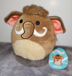Squishmallows Chienda the Woolly Mammoth