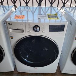 New LG ThinQ Front Load Washer 5.0 Cubic Feet 