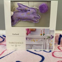 Garland 6 Ft Bunny