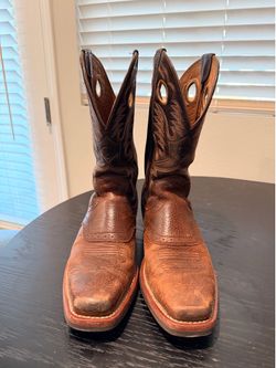 Ariat Heritage Roughstock Western Boots