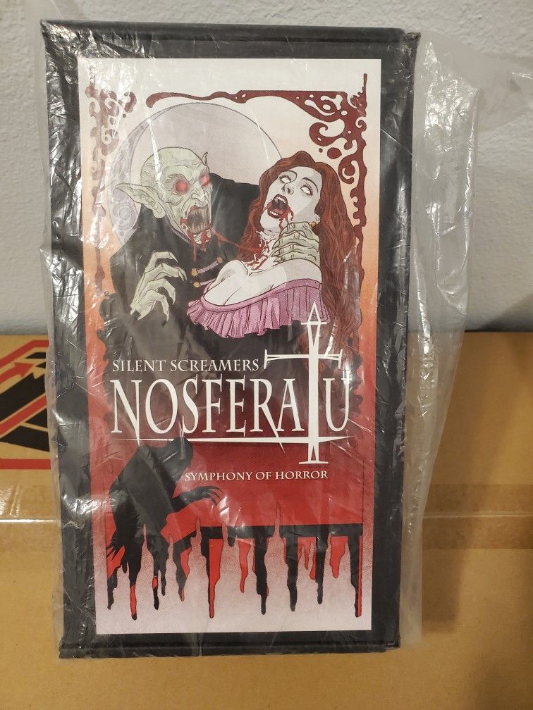 Mezco One:12 Nosferatu Symphony of Horror Edition