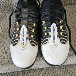 Under Armour Metal Cleats