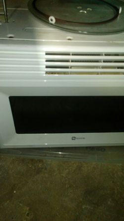 Rang microwave Maytag brand very clean