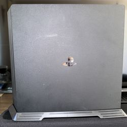 PlayStation 4 PRO