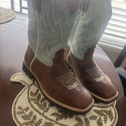 Brand New Never Worn