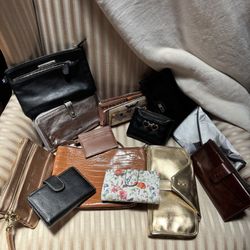 WALLETS (VARIETY) Lot For $20