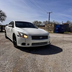 2014 Nissan Maxima