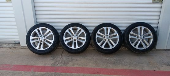 17 nissan oem wheels and tires