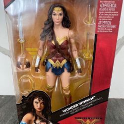 NEW collectible DC COMICS WONDER WOMAN MULTIVERSE ACTION FIGURE $60