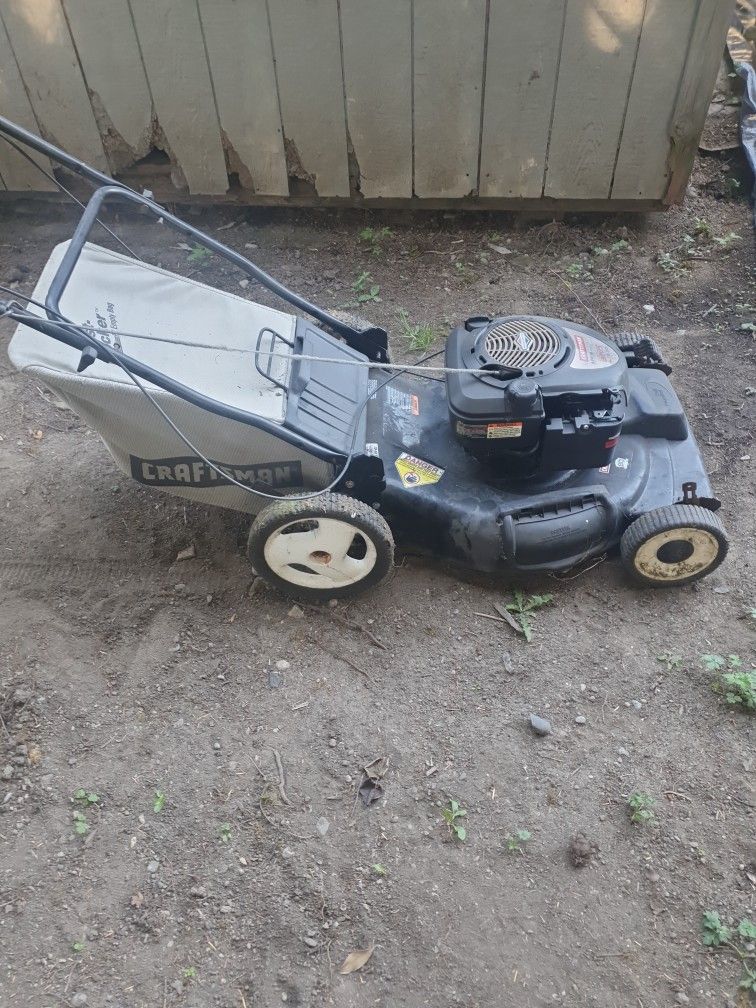Craftsman Gas Lawn Mower