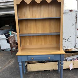 Desk/hutch 2 Piece