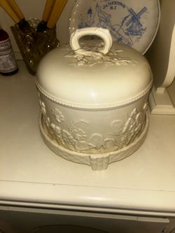 Victorian Creamware Cheese Keeper with Dome & Stand