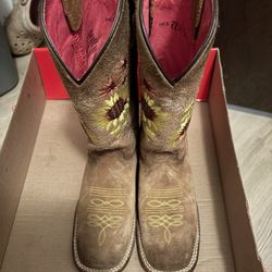Women’s Boots 