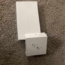 Air Pods & Apple Watch 