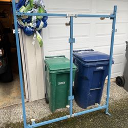 Free Heavy Duty Metal Bed Frame Queen, Size