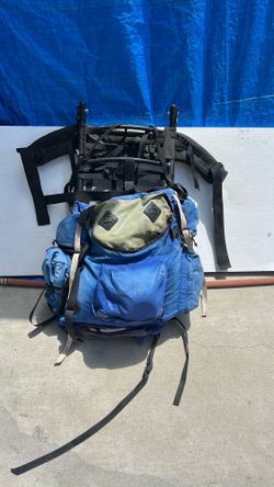 Hiking back pack