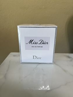 Miss Dior Perfume